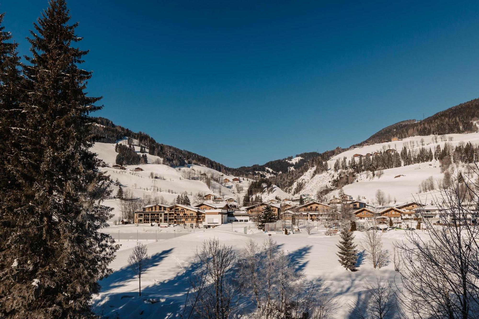Hofgut Apartment & Lifestyle Resort Wagrain Exterior foto
